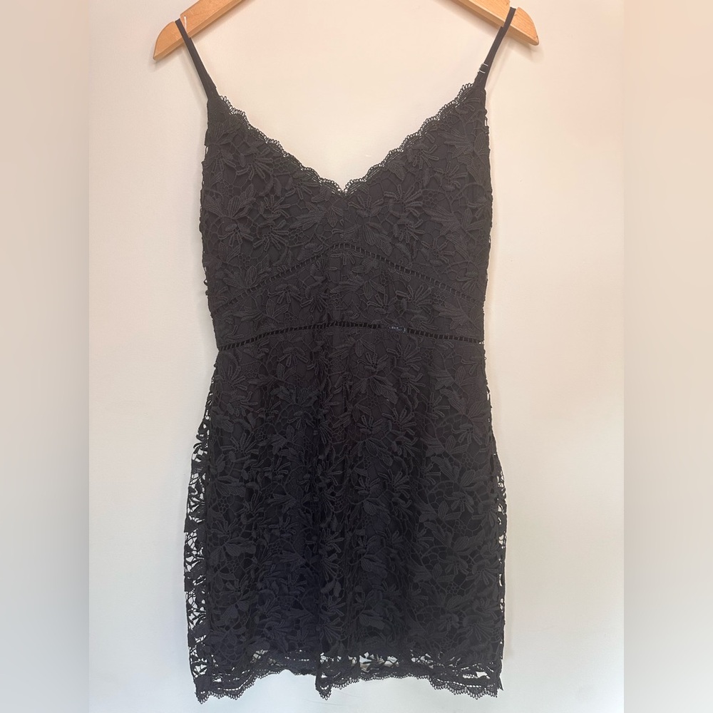 NWT Abercrombie & Fitch Black Lace Mini Dress Womens MEDIUM